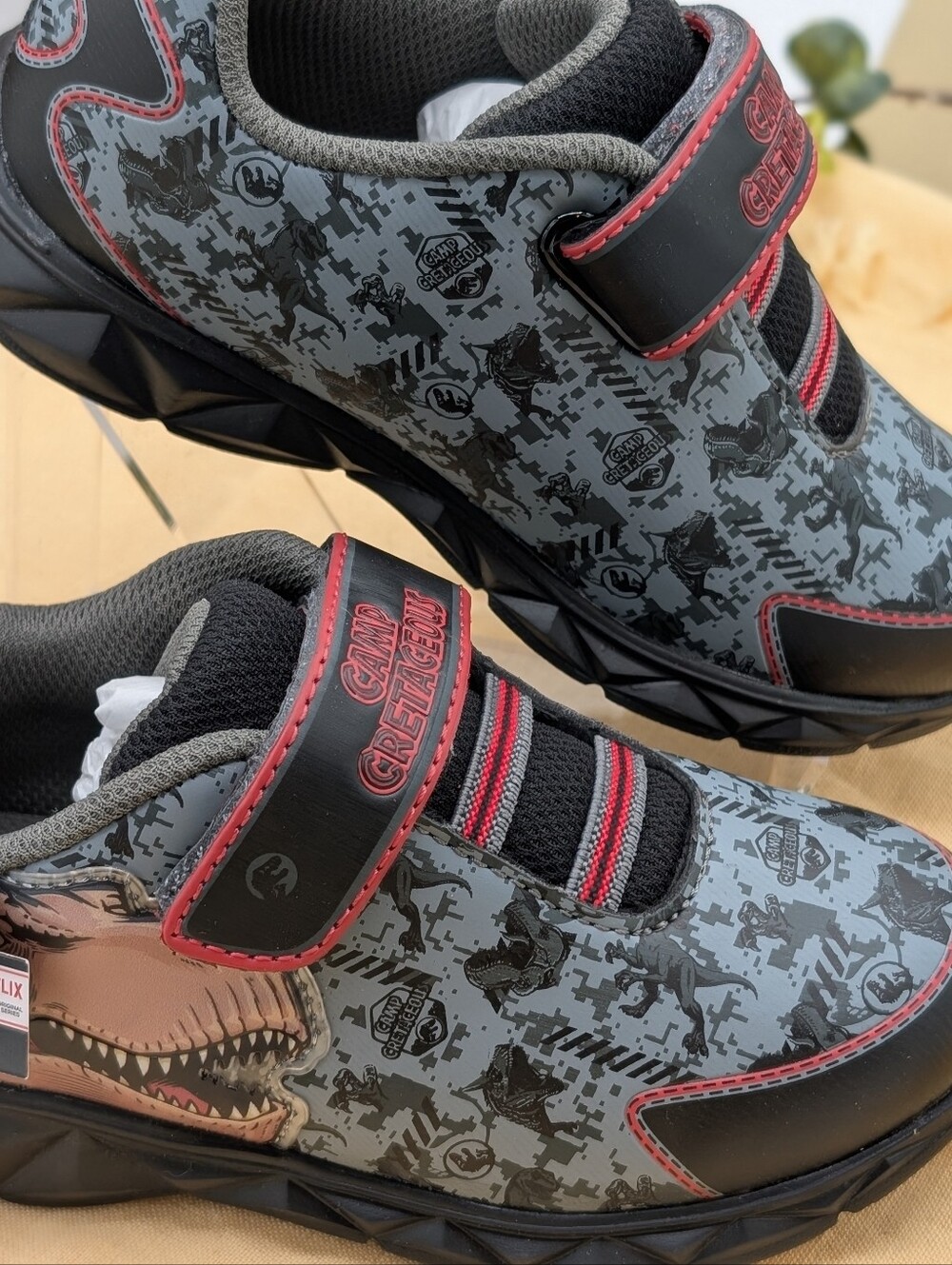 NEW Jurassic World Camp Cretaceous Light-Up Sneakers Kids Size 11 Gray Red Dino